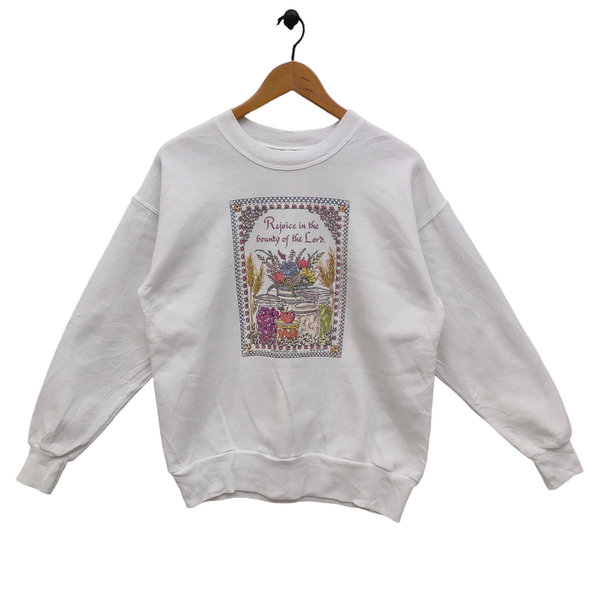90s Floral Crewneck Medium Vintage Hanes Flower Apple Grapes Rejoice in the Bounty of the Lord Sweater White Size M Graphic Tee – Premium Graphic · Top Pick For Any Outfit